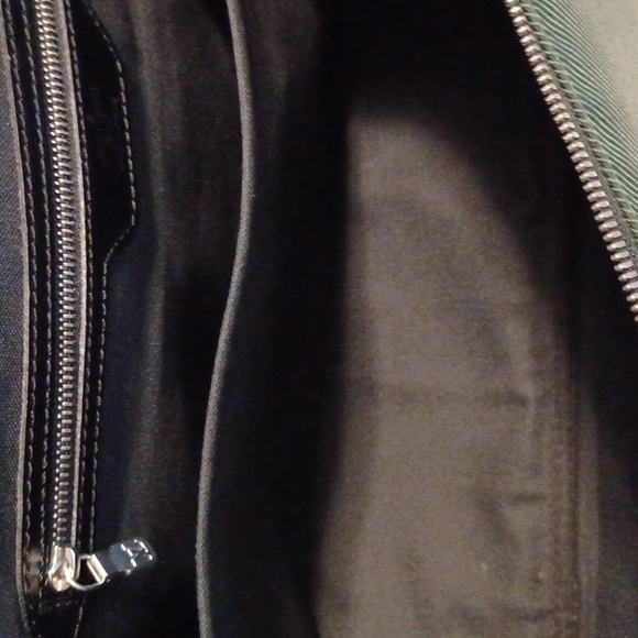 ✨️LOUIS VUITTON TAIGA TAIMYR MESSENGER BAG - Picture 12 of 15